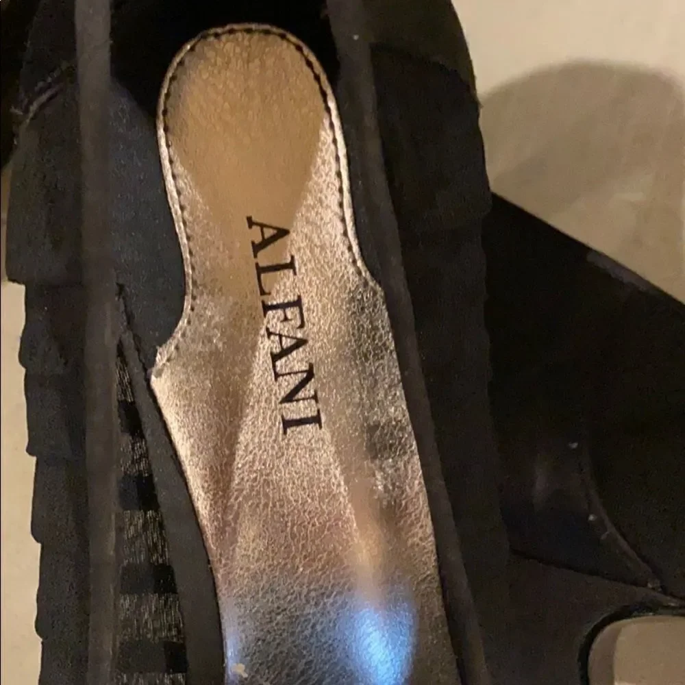 Alfani 3 inch heels black flower dress shoes accent elegant any occasion